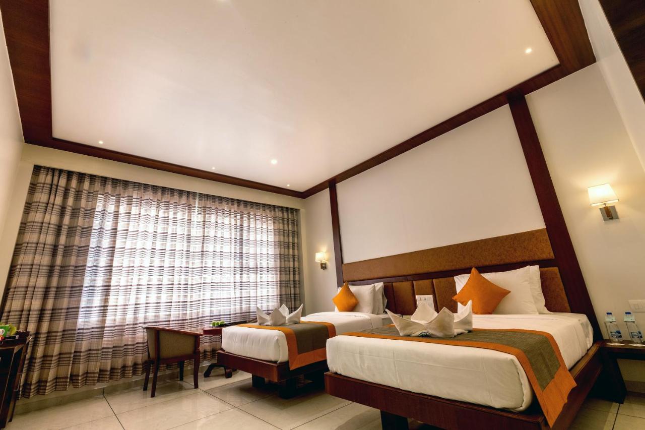 Hotel The Fern Residency Vijayapura Bijāpur Esterno foto