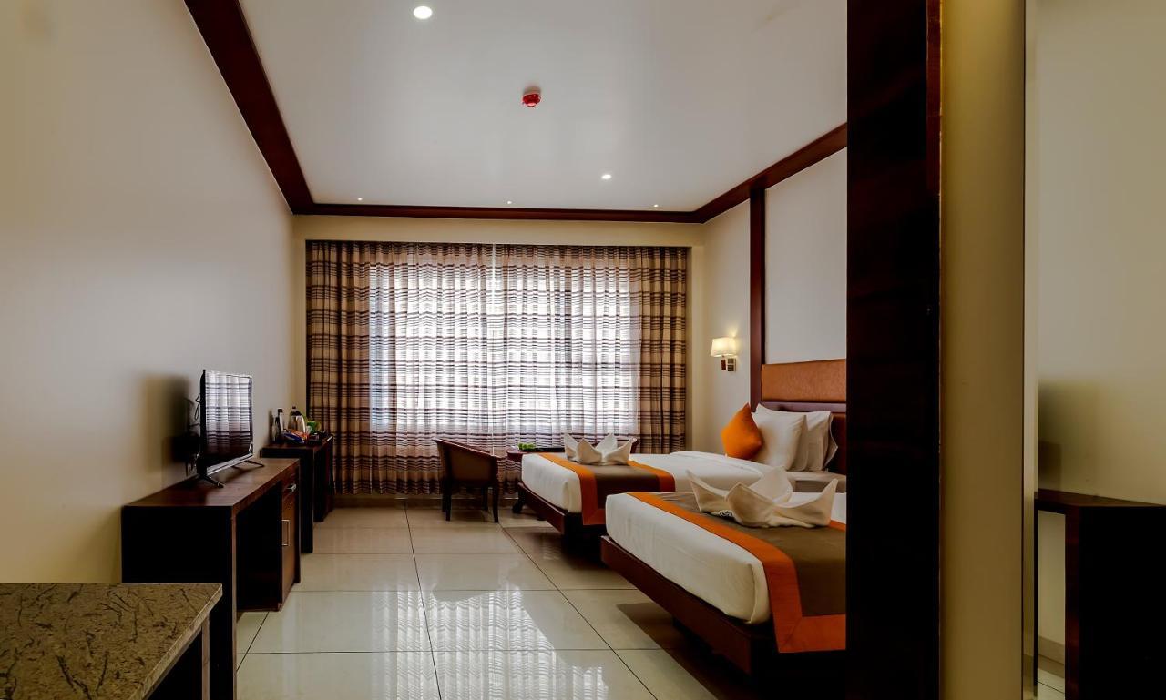 Hotel The Fern Residency Vijayapura Bijāpur Esterno foto